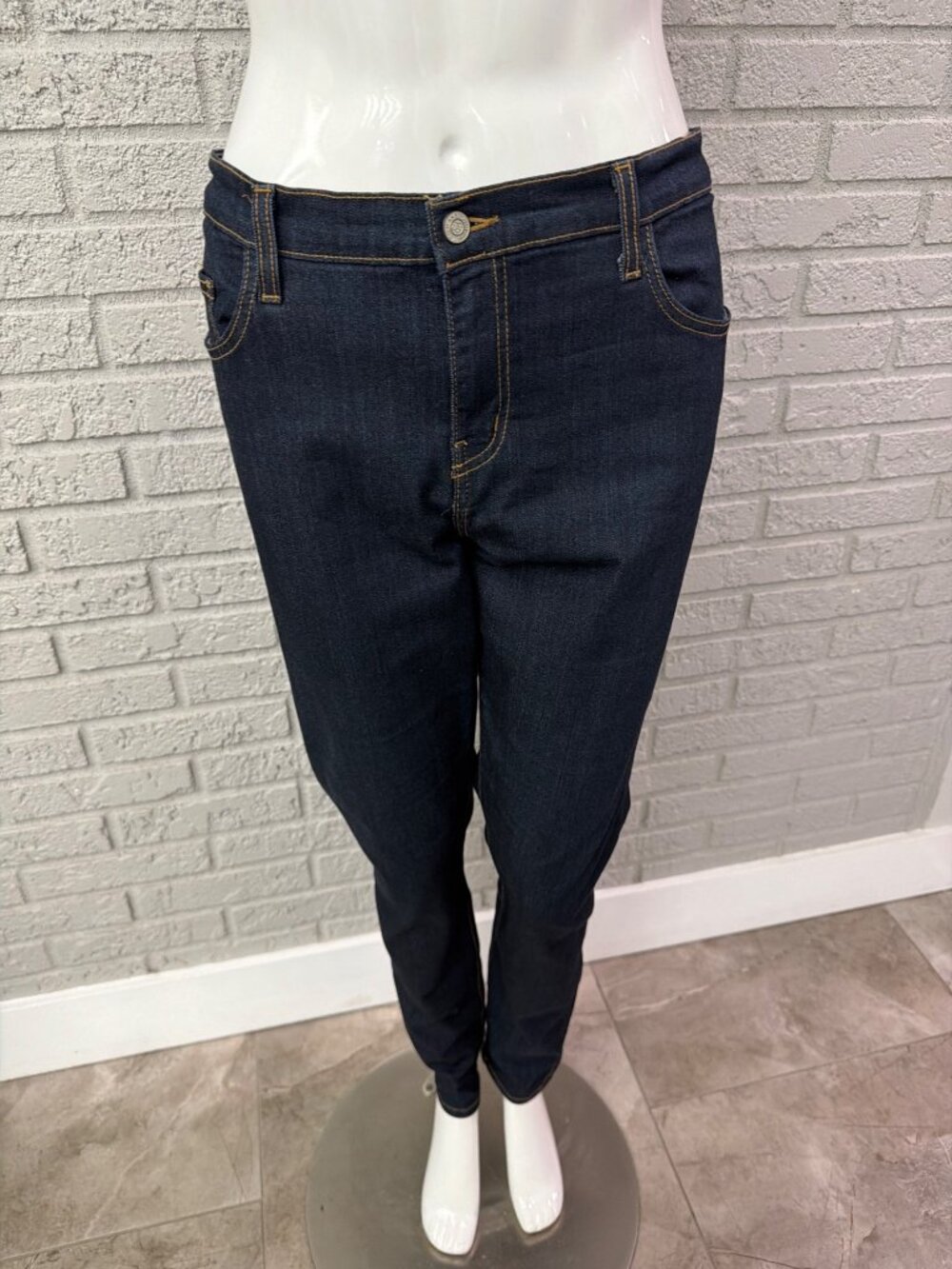 Judy Blue Women’s 1X Skinny Stretch Dark Wash Denim Jeans